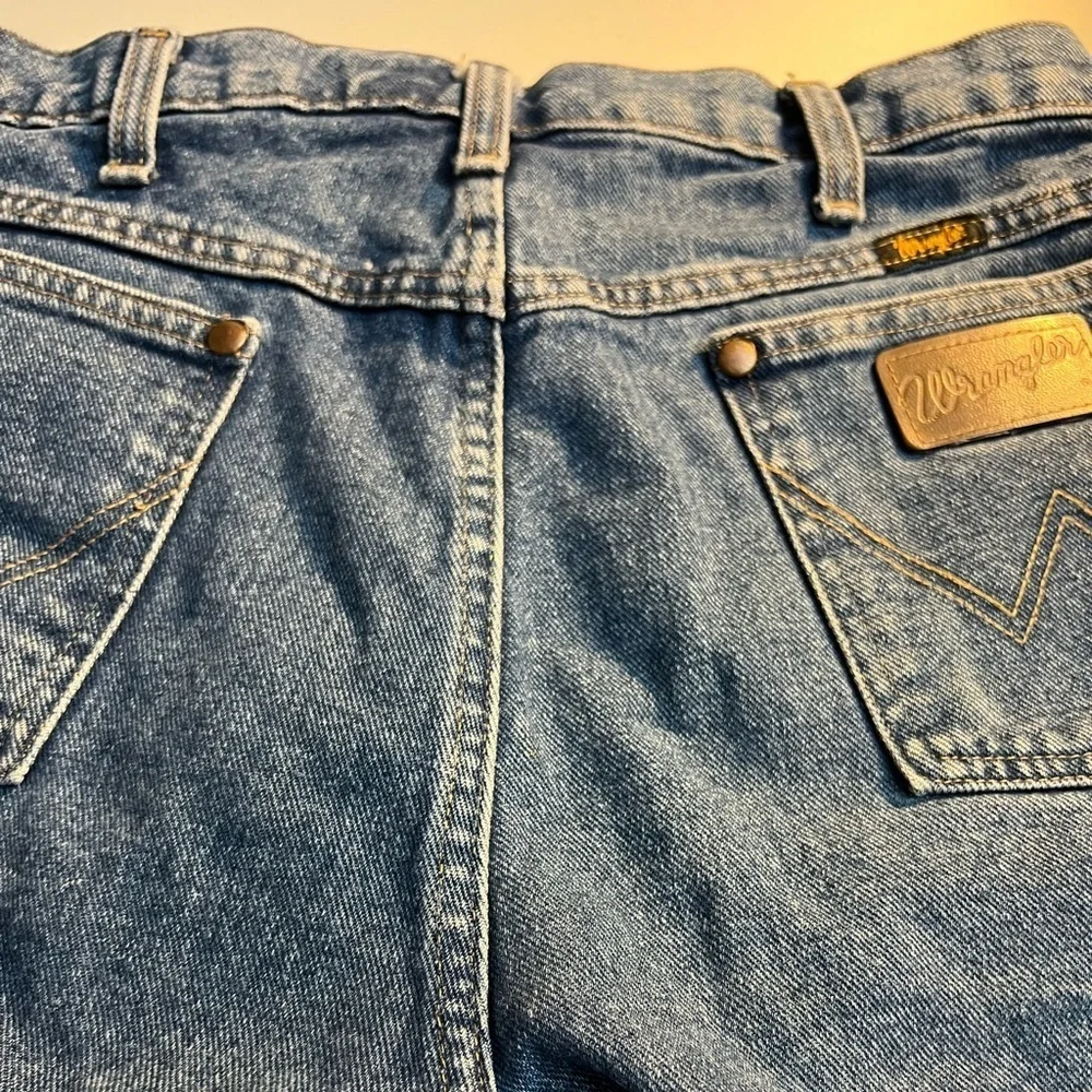 WRANGLER Shorts women’s SZ 32